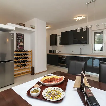 Apartament Confido Luxury 01 Donji Seget