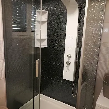 Confido Luxury 01 Apartament *