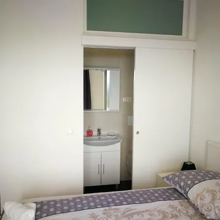 Confido Luxury 01 Apartament